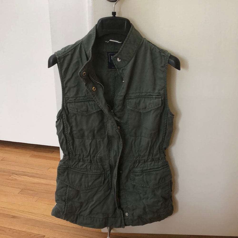 Gap Military style vest - size small